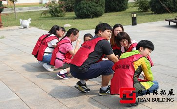 不一樣的房山團建拓展訓練活動