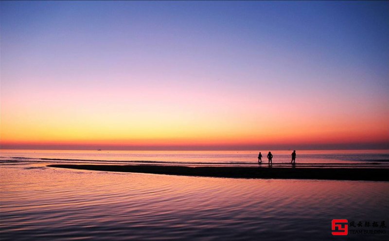 秦皇島北戴河黃金海岸日落圖