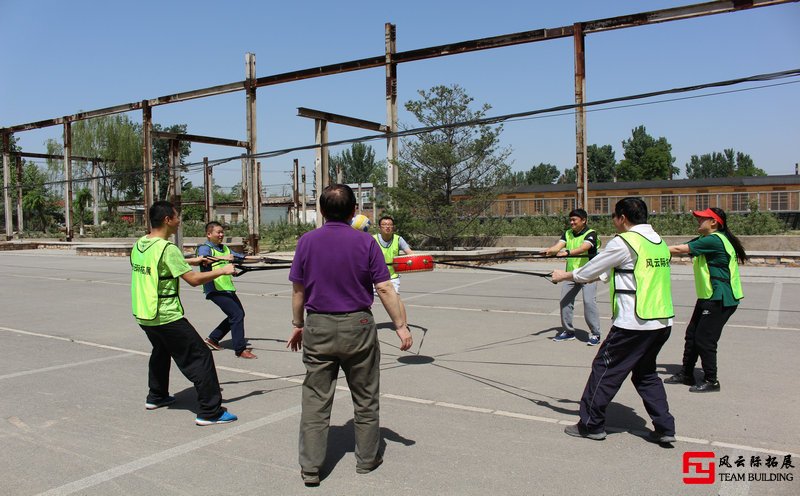 團建項目擊鼓顛球