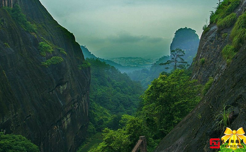 平頂山特色旅游區(qū)--堯山大峽谷團(tuán)建活動(dòng)