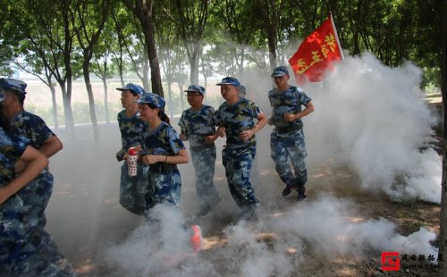 學黨史傳五四薪火，致青春筑復興之夢主題團建活動